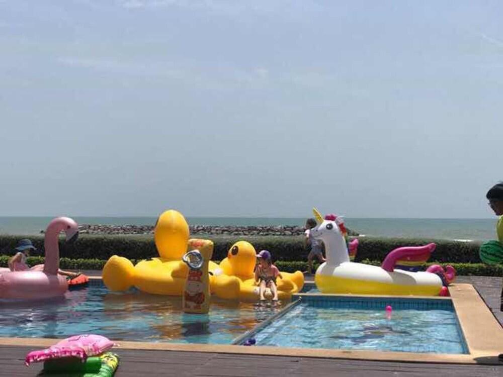 Chez Nous Boutique Resort Haad Chao Samran Exterior foto
