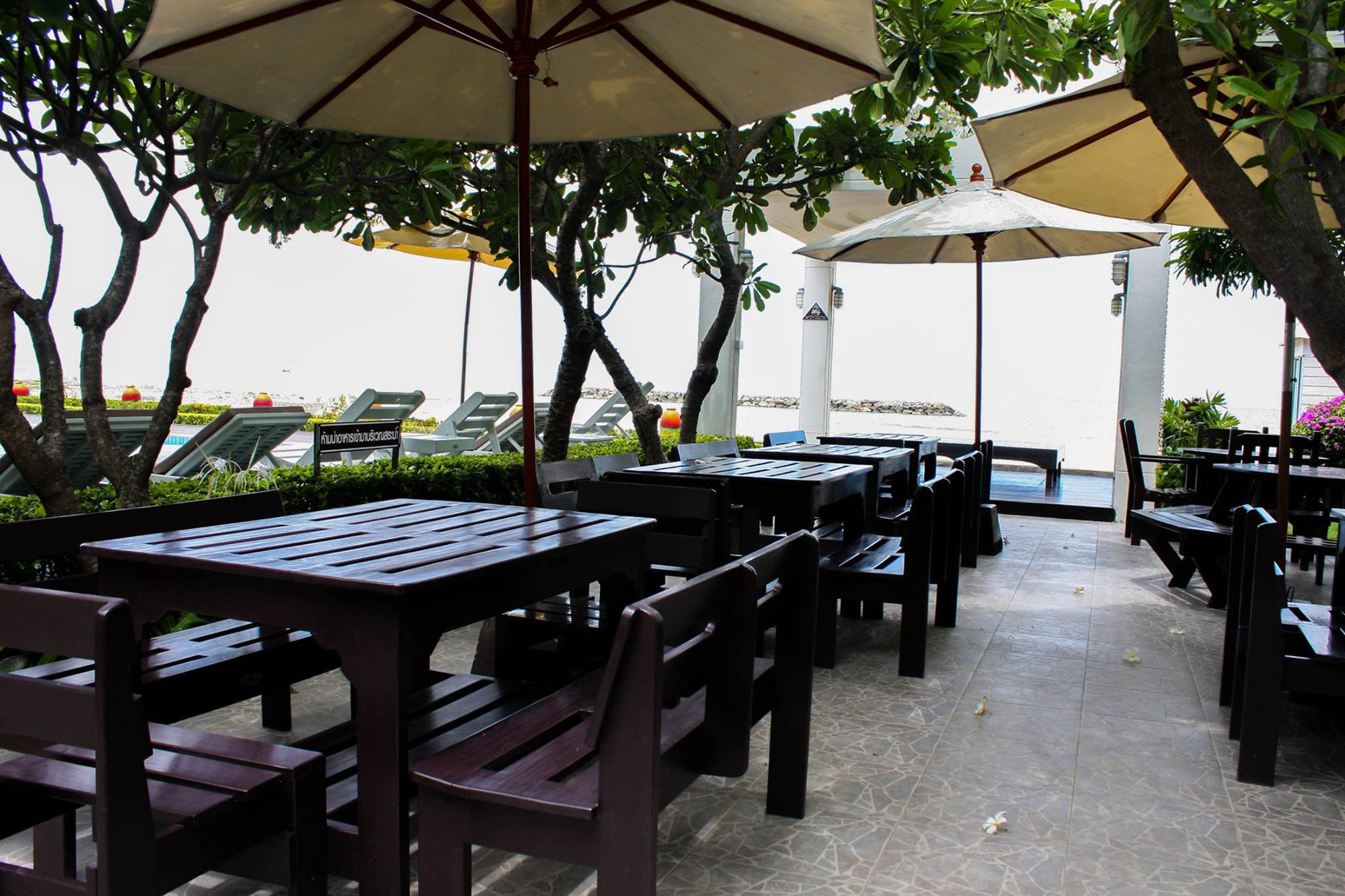 Chez Nous Boutique Resort Haad Chao Samran Exterior foto